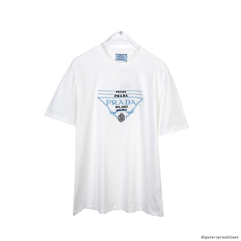 Amiri Weekend Logo T-shirt Black Small AM for Seasonal Looks