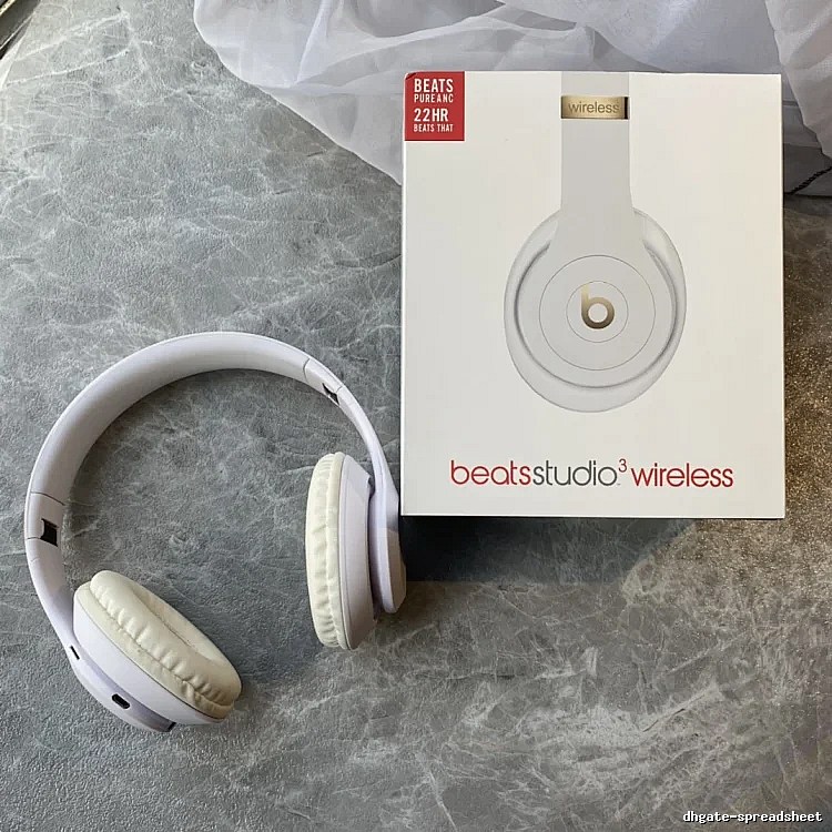 Beats Studio Wireless Headphones in White