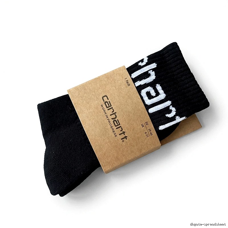Carhartt trendy brand black and white socks