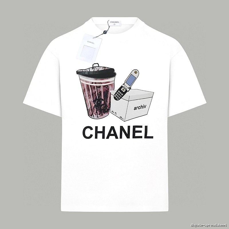 Chanel retro - style white T - shirt
