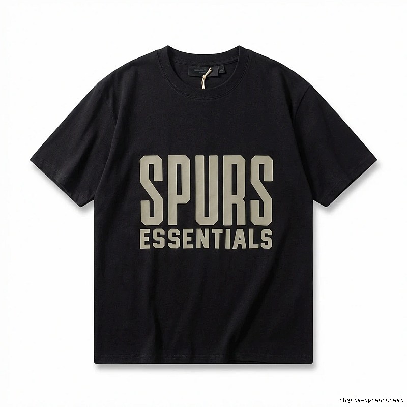 ESSENTIALS minimalist style black T-shirt