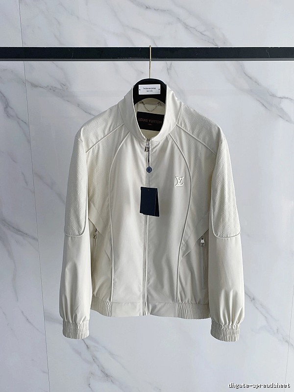 Light Jacket by Arc’teryx with Cream Zip Jacket with Small