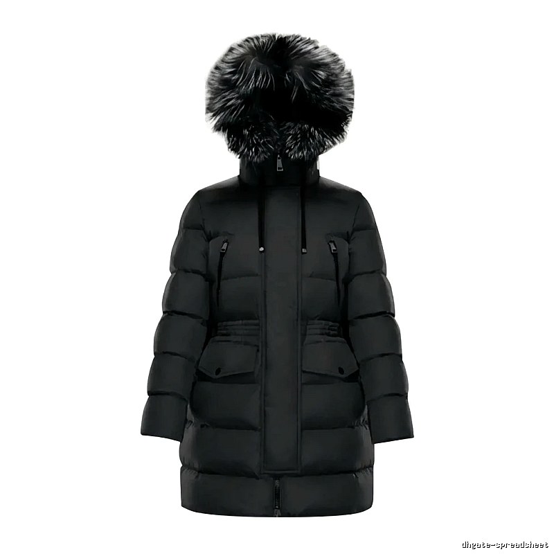 Long black down jacket of Moncler