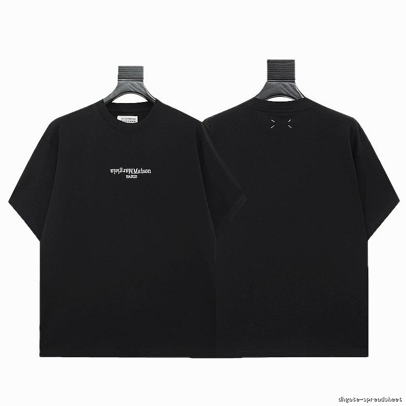 Maison Margiela Stitch Minimalist Style Black Short-sleeve T-shirt