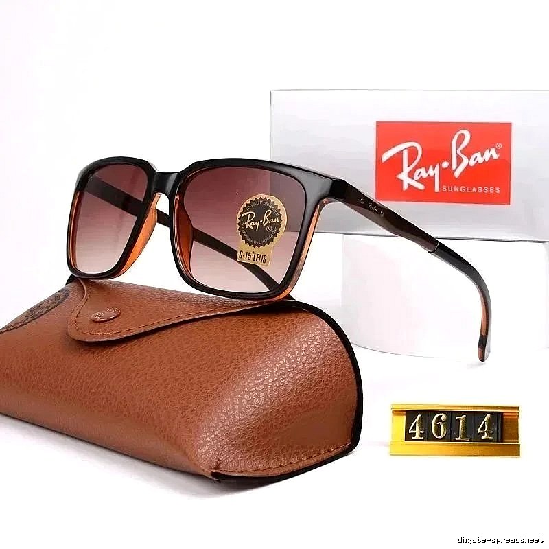 Ray-Ban Logo Detail Wayfarer sunglasses Black Square Frame with Relaxed Feel