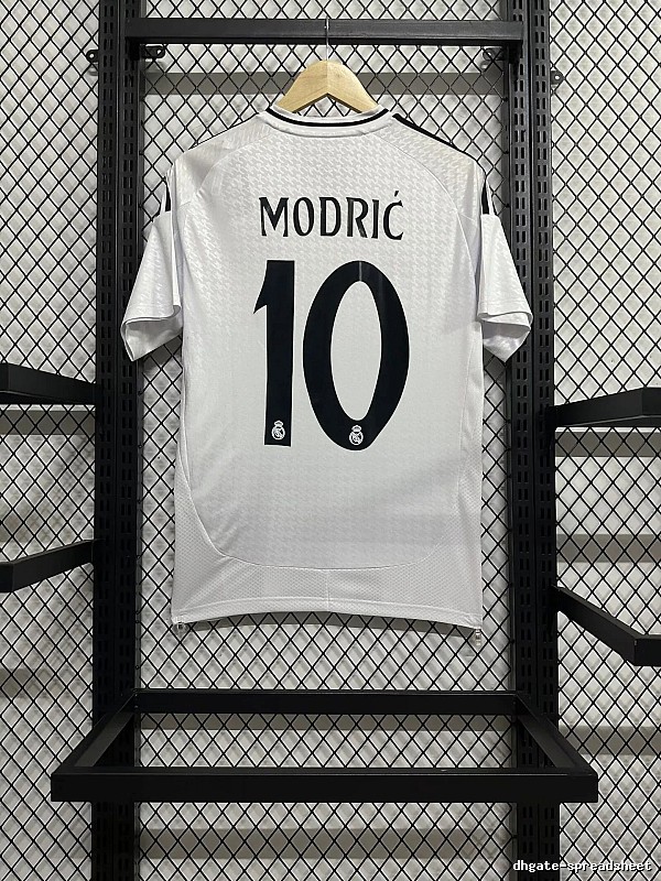 Real Madrid Resort Home soccer jersey White Real Madrid for Travel Looks Select Edition