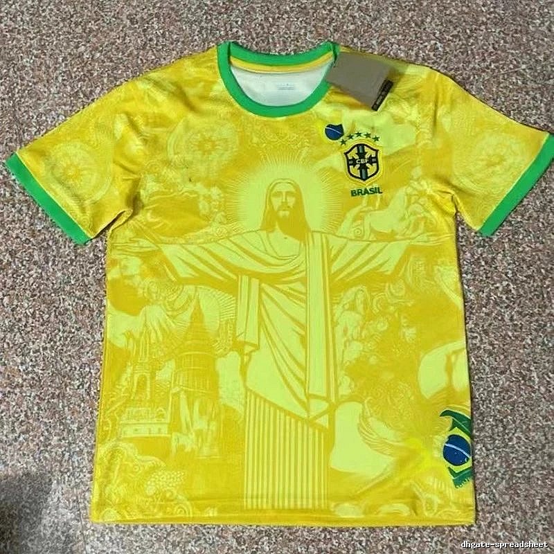 Real Madrid Yellow Dragon Soccer Jersey Commuter Look