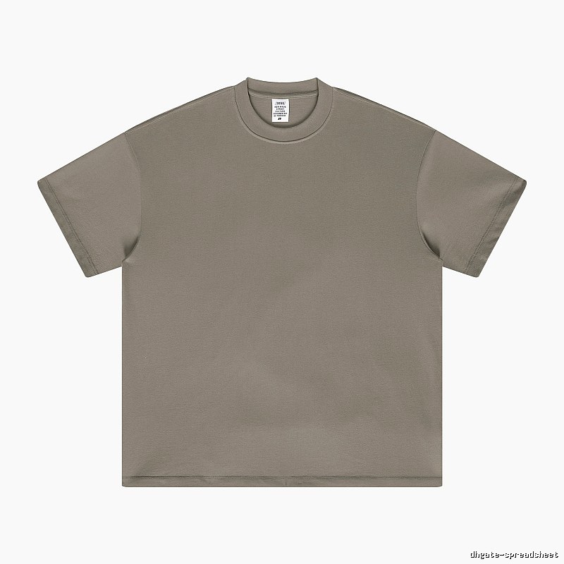 Streetwear Plain white T-shirt Minimal White Short with Logo Accent