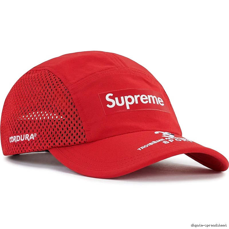 Supreme sporty red cap